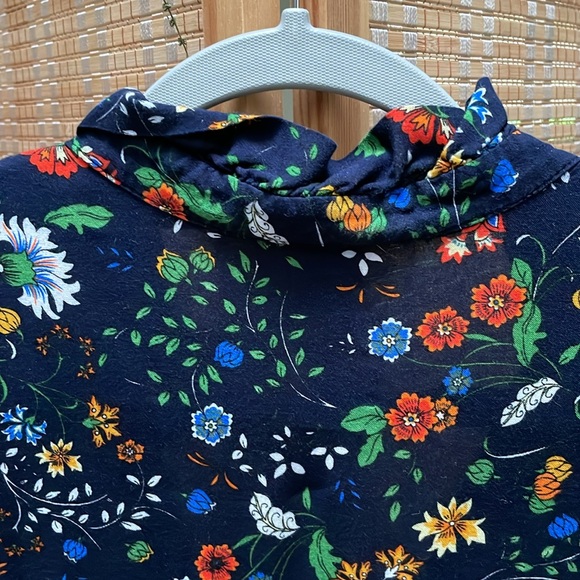 H&M Floral Dress - Picture 7 of 10